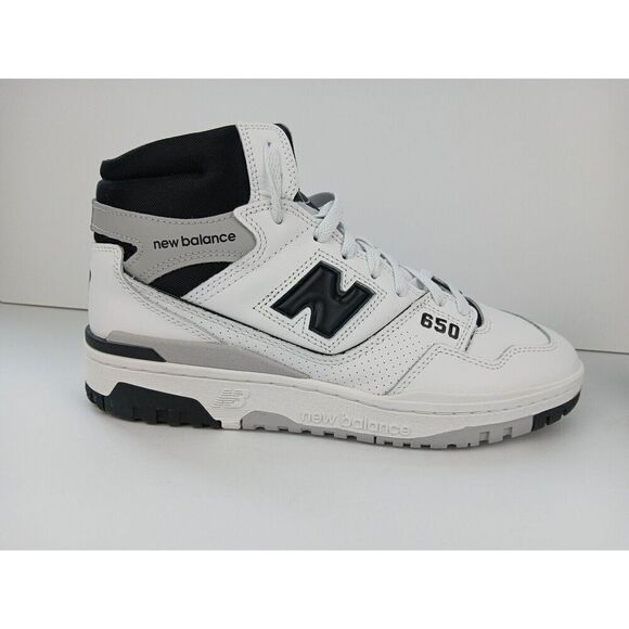 Athletic_Shoes